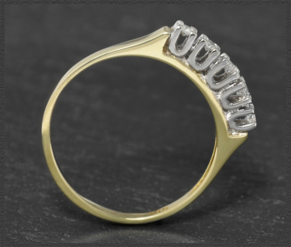 Preview: Brillant Ring aus 585 Gold mit 0,20ct Diamanten